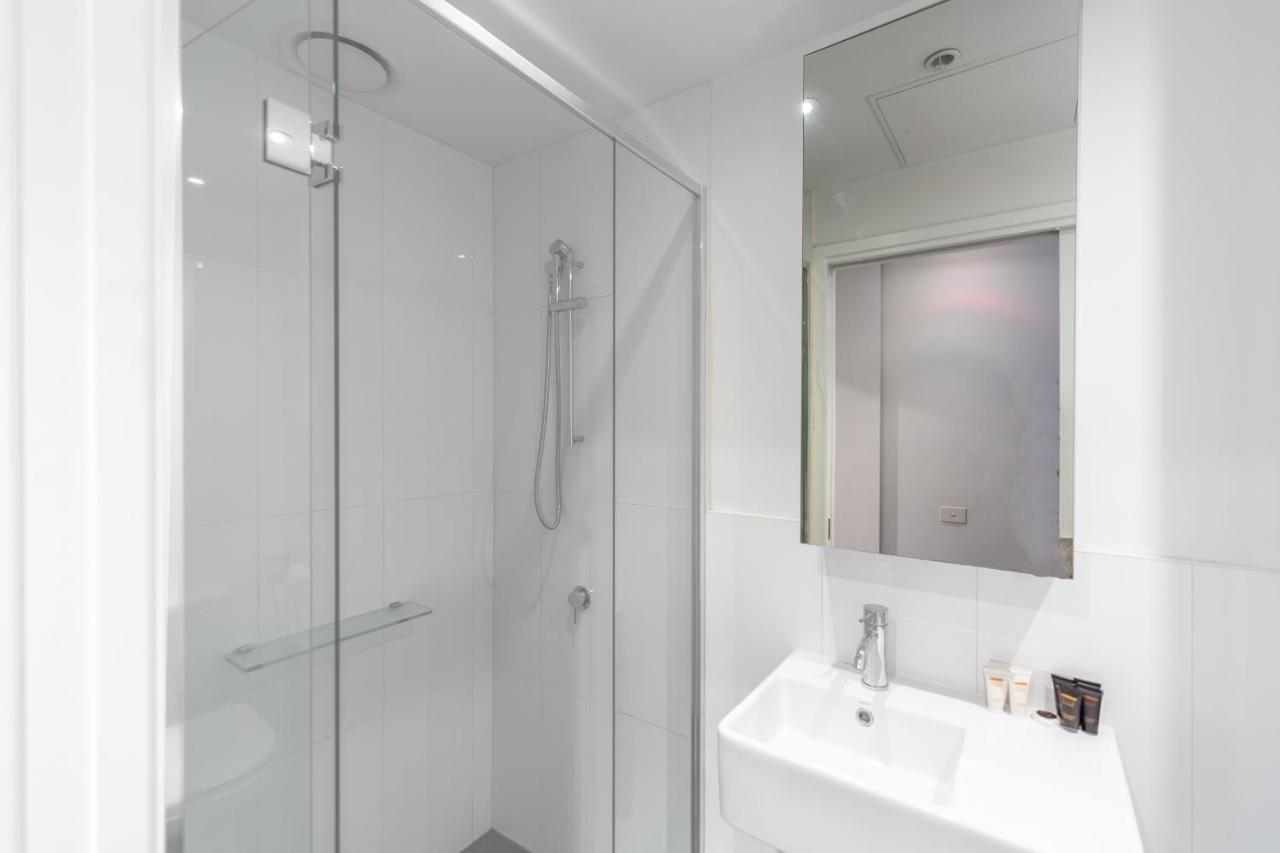 Aura2107, 2 Bedroom Apartment With Balcony, Stunning Yarra River And City Views Melbourne Dış mekan fotoğraf